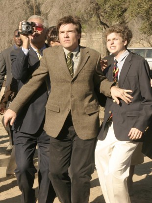 A scene from Arrested Development, featuring Jason Bateman (centre) and Michael Cera (right)