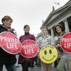 Pictured are Moira, Shauna, Katricia and Katie Casey from Derry.

Photo: Sam Boal/Photocall Ireland
