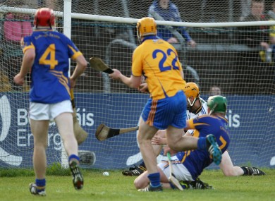 Niall Arthur strikes home Clare's dramatic late winning goal.