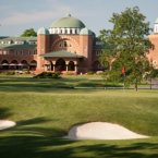 Bunkers have been added down the right on his slight dogleg left. The raised green has a tight entrance flanked by some steep bunkers and tilts from back to front. Hale Irwin holed from nearly 60 feet to force a play-off in 1990 US Open.